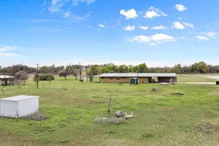 6931 Tin Top Hwy, Weatherford, TX 76087 - Photo 35