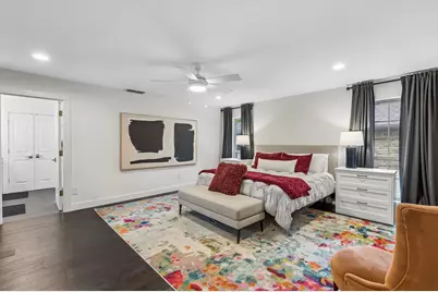 9515 Robin Meadow Drive, Dallas, TX 75243 - Photo 13