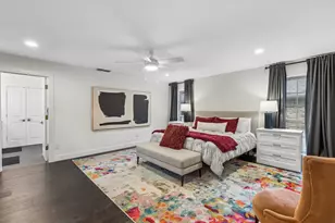 9515 Robin Meadow Dr, Dallas, TX 75243 - Photo 13