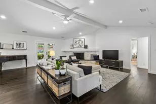 9515 Robin Meadow Dr, Dallas, TX 75243 - Photo 1