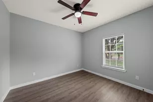 706 Dearborn St, Waco, TX 76704 - Photo 9