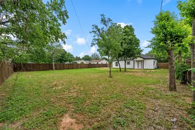 706 Dearborn Street, Waco, TX 76704 - Photo 3