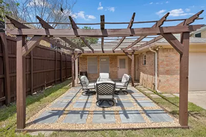 630 W Neely Street, Dallas, TX 75208 - Photo 25