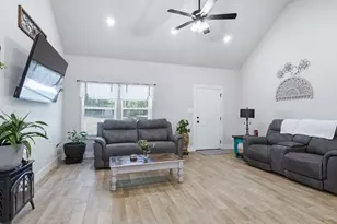 112 Monarch Ln, Poolville, TX 76487 - Photo 9