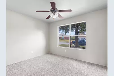 1201 Vicksburg Drive, Ennis, TX 75119 - Photo 7