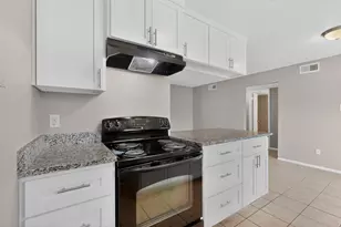 8024 Cambridge Cir, White Settlement, TX 76108 - Photo 17