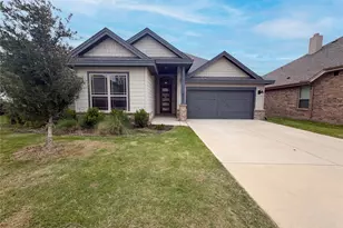 612 Wood Brook Ln, Burleson, TX 76028 - Photo 1