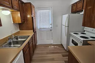 1400 Darr St, Irving, TX 75061 - Photo 5