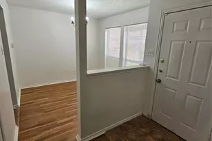1400 Darr St, Irving, TX 75061 - Photo 9