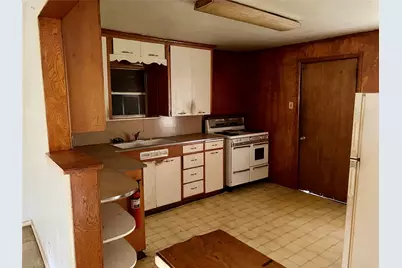 1202 Lindsey Street, Denton, TX 76205 - Photo 5