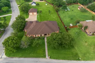 1226 Forest Park Dr, Weatherford, TX 76087 - Photo 3