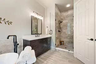3209 Hidden Springs Dr, Corinth, TX 76210 - Photo 15