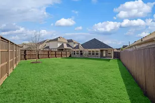 2213 Olivia Ln, Little Elm, TX 75068 - Photo 11