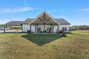 399 Satin Rd, Chilton, TX 76632 - Photo 17
