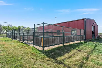 399 Satin Rd, Chilton, TX 76632 - Photo 23