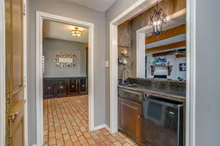 124 Cliffside Dr S, Burleson, TX 76028 - Photo 15