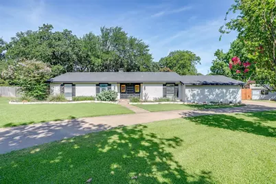 124 Cliffside Drive S, Burleson, TX 76028 - Photo 39