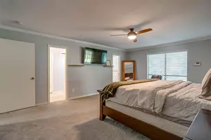 124 Cliffside Dr S, Burleson, TX 76028 - Photo 23