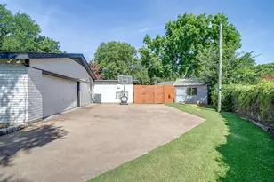 124 Cliffside Dr S, Burleson, TX 76028 - Photo 35