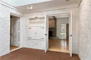 4676 Lorraine Ave, Highland Park, TX 75209 - Photo 15