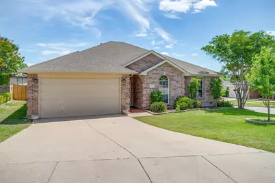 1173 Albatross Court, Benbrook, TX 76126 - Photo 3