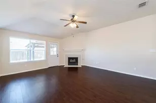 2716 Dawn Spring Dr, Little Elm, TX 75068 - Photo 9