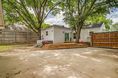 5613 Pershing Avenue, Fort Worth, TX 76107 - Photo 39