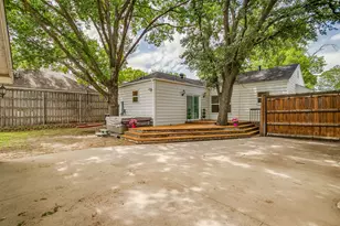 5613 Pershing Ave, Fort Worth, TX 76107 - Photo 39