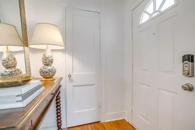 5613 Pershing Avenue, Fort Worth, TX 76107 - Photo 5