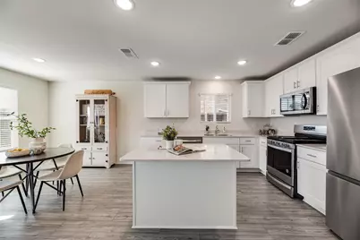 7005 Adderly Road, Pilot Point, TX 76258 - Photo 11