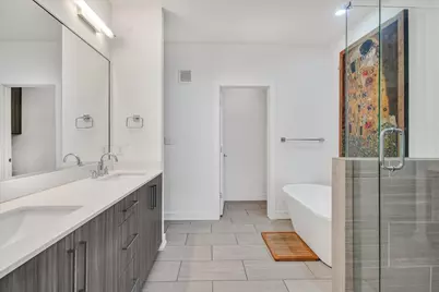 5710 McCommas Boulevard #202, Dallas, TX 75206 - Photo 15
