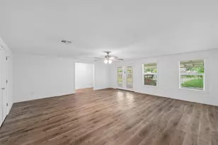 1720 Bagby Ave, Waco, TX 76706 - Photo 13