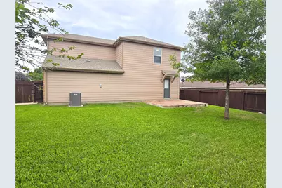 110 Outfitters Court, Newark, TX 76071 - Photo 3