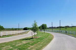 110 Outfitters Ct, Newark, TX 76071 - Photo 17