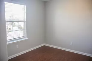 110 Outfitters Ct, Newark, TX 76071 - Photo 9