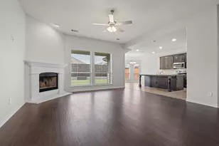 217 Angelina Ct, Azle, TX 76020 - Photo 5