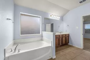 1536 Salado Tr, Weatherford, TX 76087 - Photo 25