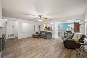 13621 Ponderosa Ranch Rd, Fort Worth, TX 76262 - Photo 7