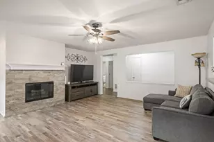 13621 Ponderosa Ranch Rd, Fort Worth, TX 76262 - Photo 7