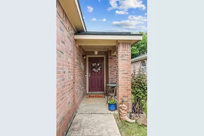 13621 Ponderosa Ranch Road, Fort Worth, TX 76262 - Photo 5