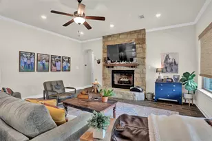 30 Laura Cir, Gunter, TX 75058 - Photo 9