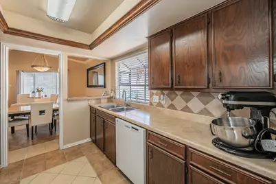 649 Harvest Hill Street, Lewisville, TX 75067 - Photo 11