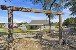 5016 Elizabeth St, Granbury, TX 76048 - Photo 29