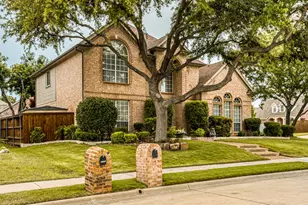 11776 Creek Point Dr, Frisco, TX 75035 - Photo 1