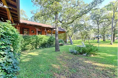 105 Santee Drive, Lake Kiowa, TX 76240 - Photo 5