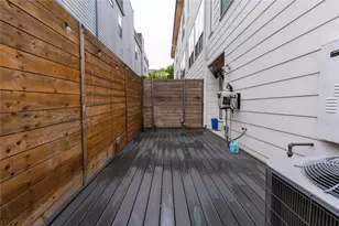 2623 Kimsey Dr, Dallas, TX 75235 - Photo 15