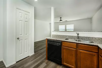 320 Chalkstone Drive, Fort Worth, TX 76131 - Photo 9