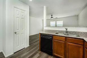 320 Chalkstone Dr, Fort Worth, TX 76131 - Photo 9