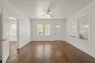 929 S Rosemont Ave, Dallas, TX 75208 - Photo 5