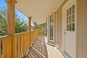 929 S Rosemont Ave, Dallas, TX 75208 - Photo 19